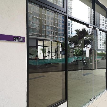 Aiyu Homestay, Conezion, Ioi Resort Putrajaya Exterior foto