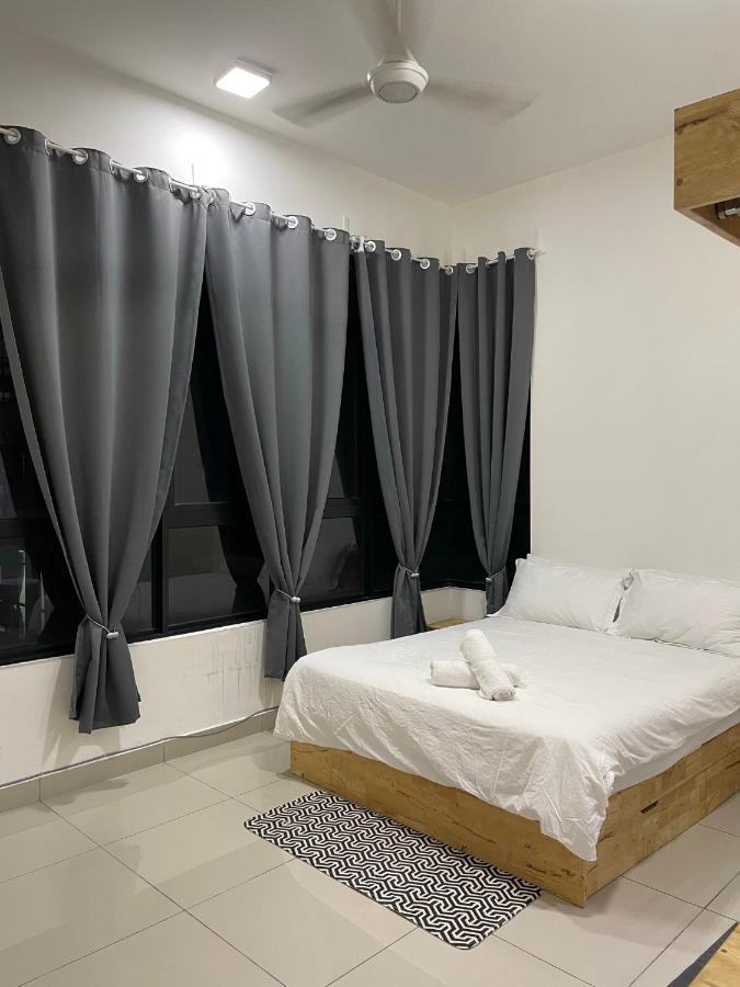 Aiyu Homestay, Conezion, Ioi Resort Putrajaya Exterior foto